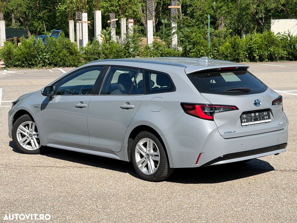 Toyota Corolla 1.8 Hybrid Comfort - 10