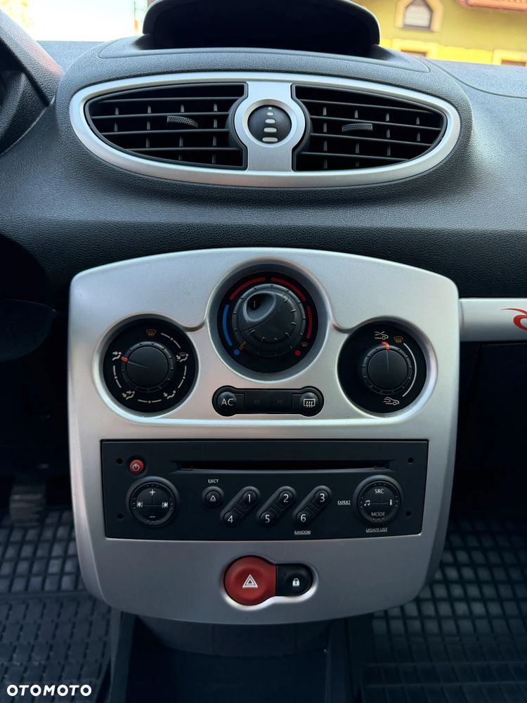 Renault Clio 1.2 16V Ripcurl - 14