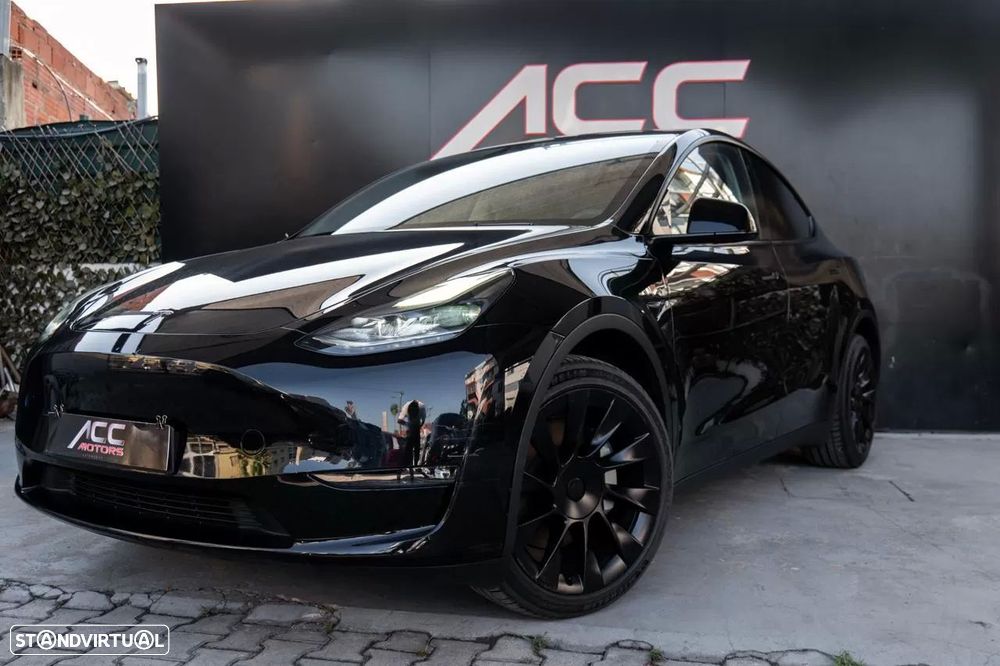 Tesla Model Y Long Range Dual Motor AWD - 18