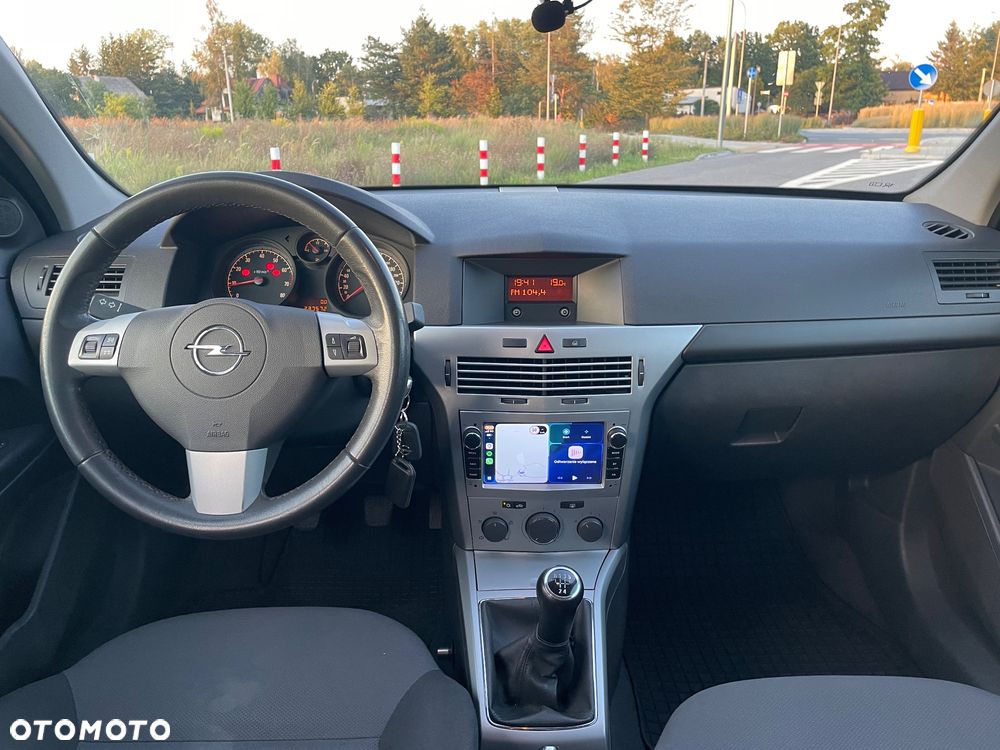 Opel Astra 1.6 Enjoy - 16