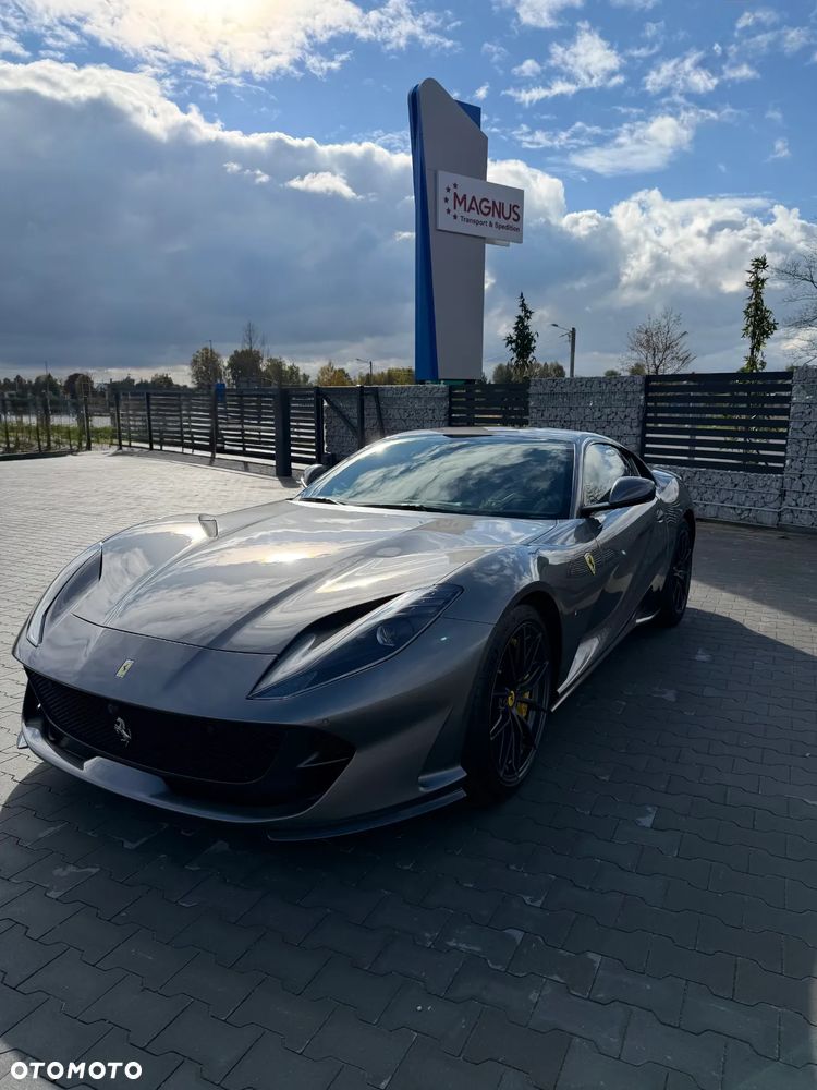 Ferrari 812 Superfast - 2