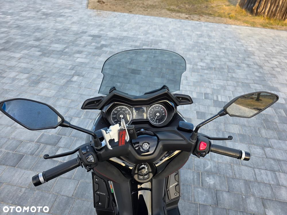 Yamaha X-max - 11