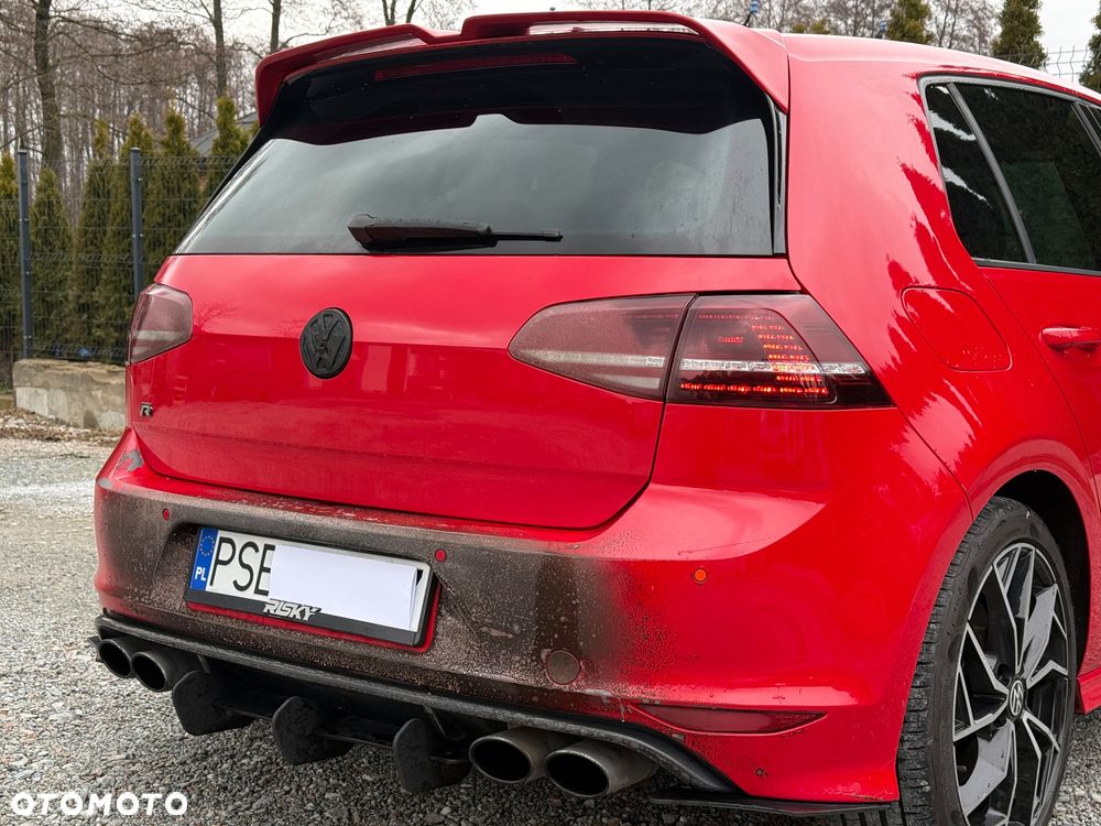 Volkswagen Golf - 11