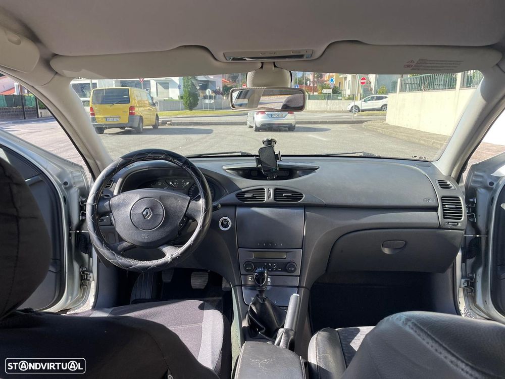 Renault Laguna Break 1.9 dCi Dynamique Luxe - 7