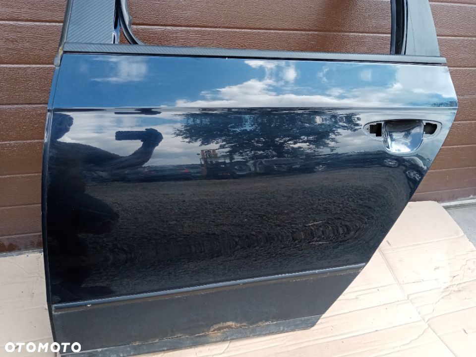 Drzwi lewy tył tylne lewe VW Passat B6 Kombi LC9X - 2