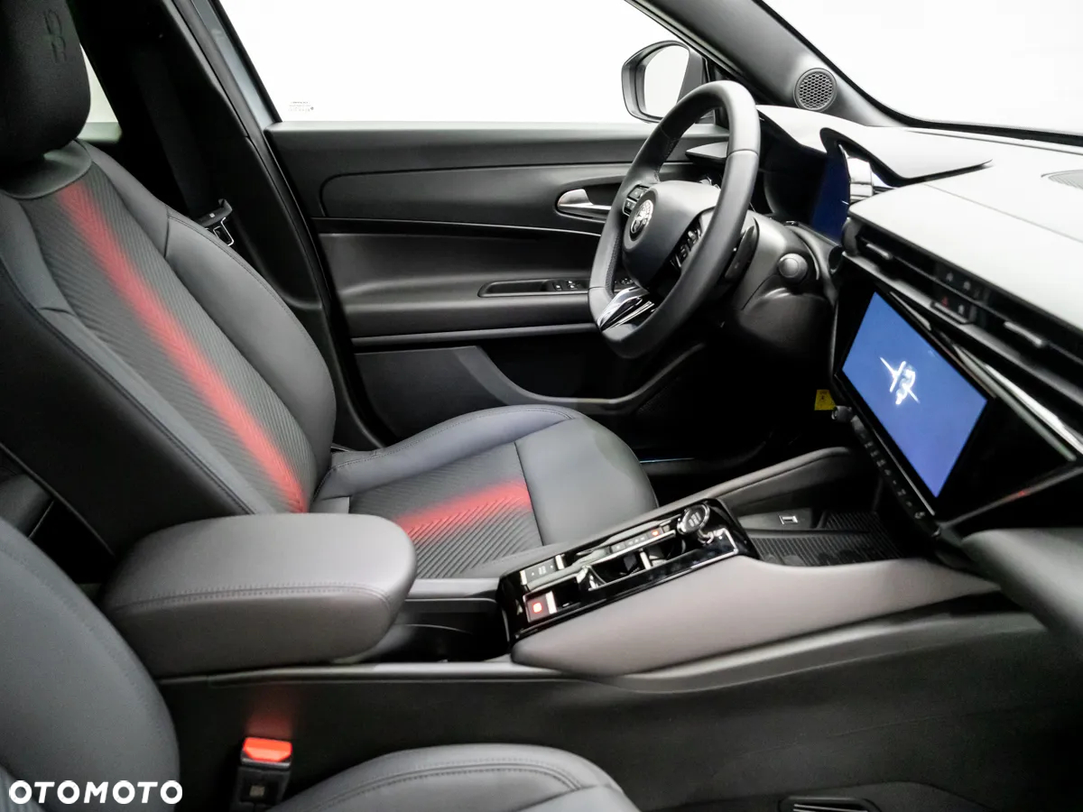 Alfa Romeo Junior 1.2 mHEV Ibrida eDCT - 15