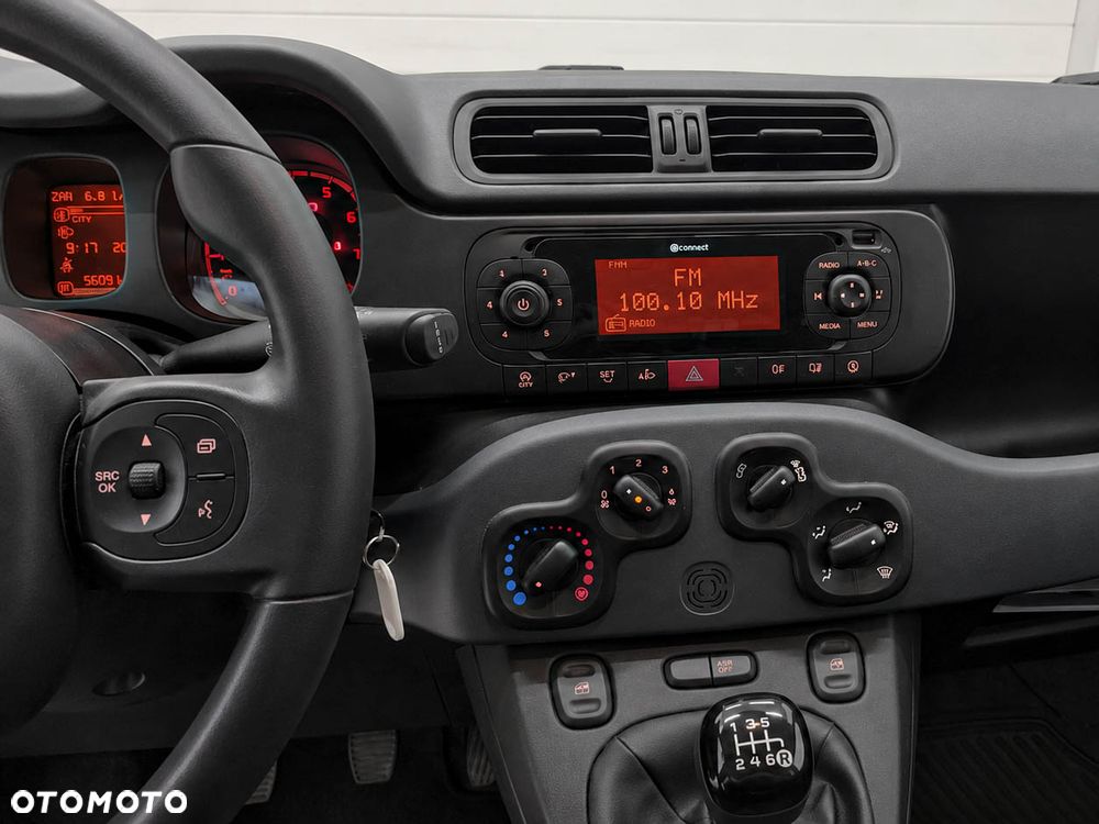 Fiat Panda VAN 1.0 GSE Hybrid 70km / VAT-1 / ciężarowy / FV23% - 8