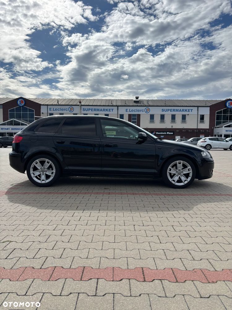 Audi A3 Sportback - 2