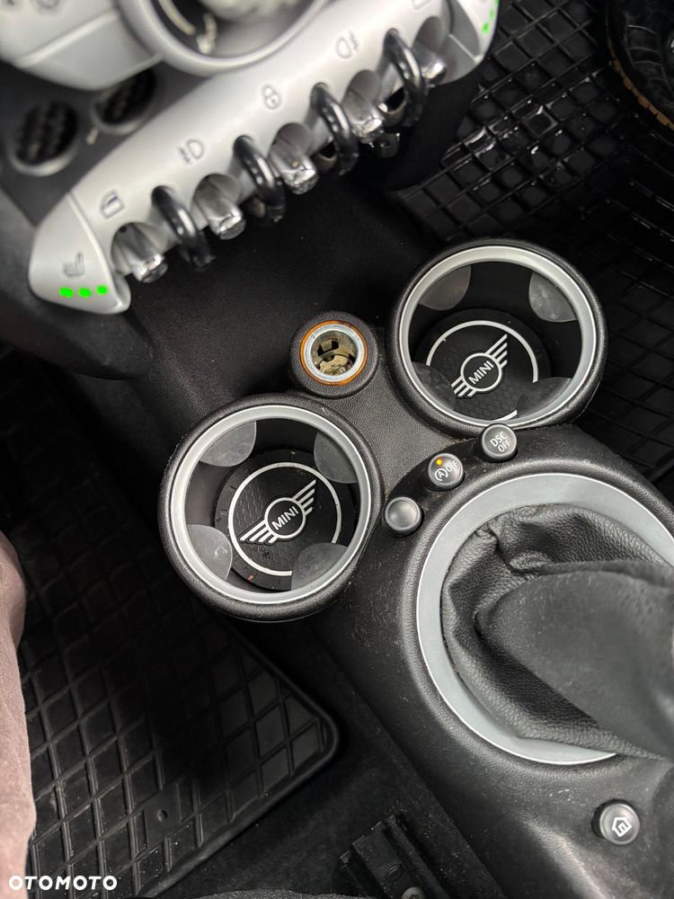 MINI Cooper Standard - 15