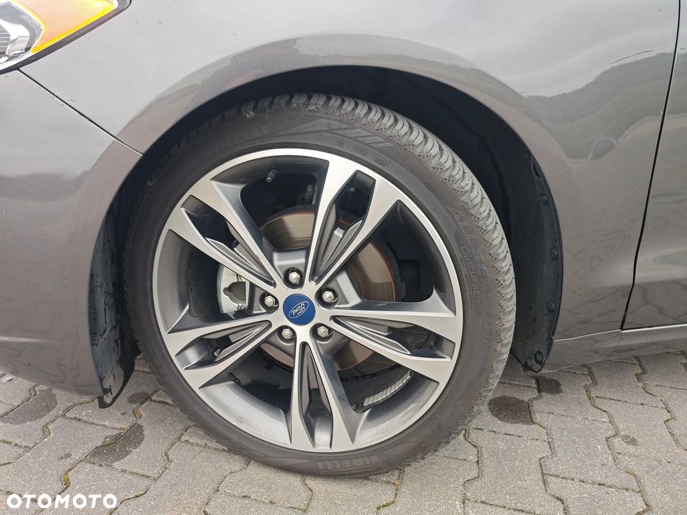 Ford Fusion 2.0 EcoBoost Titanium - 8