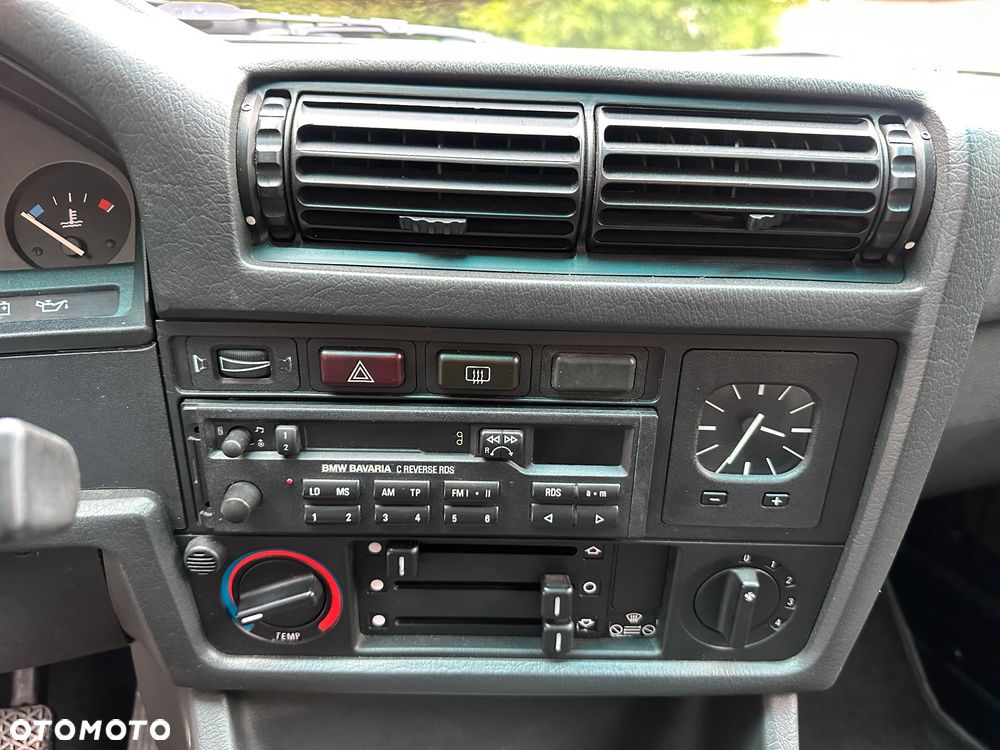 BMW Seria 3 - 16