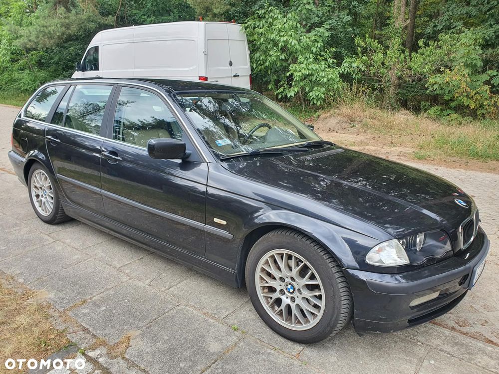BMW Seria 3 - 1