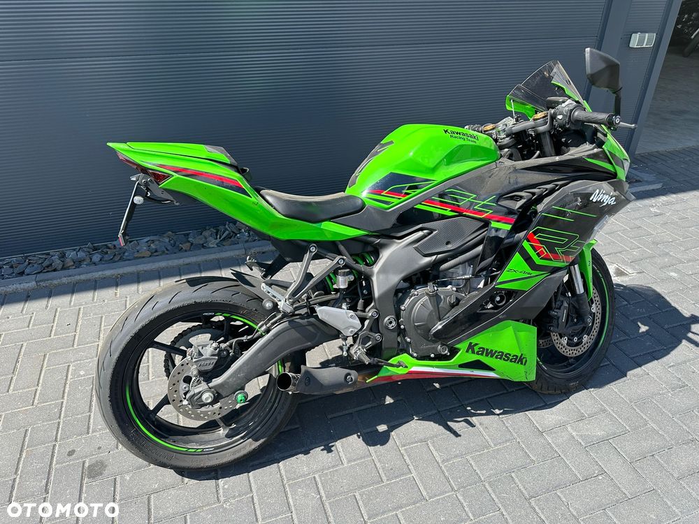 Kawasaki ZX - 4