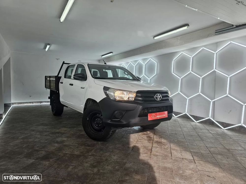 Toyota Hilux 2.4 D-4D 4WD CD CM