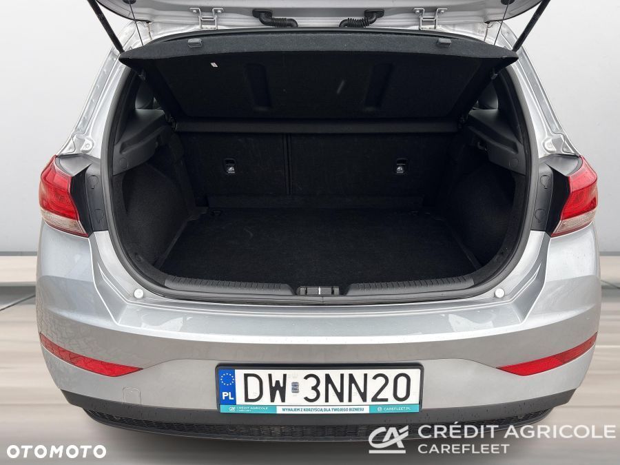 Hyundai i30 1.5 DPI Classic + - 15