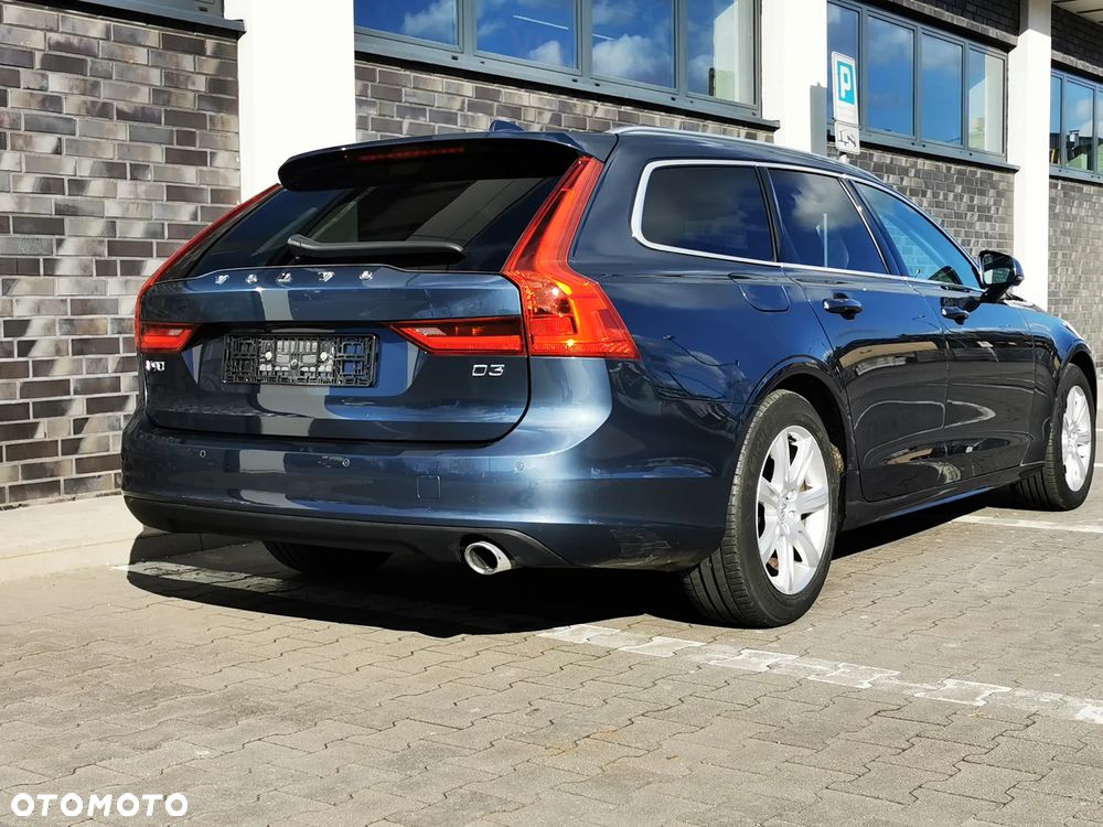 Volvo V90 D3 Momentum Pro - 10