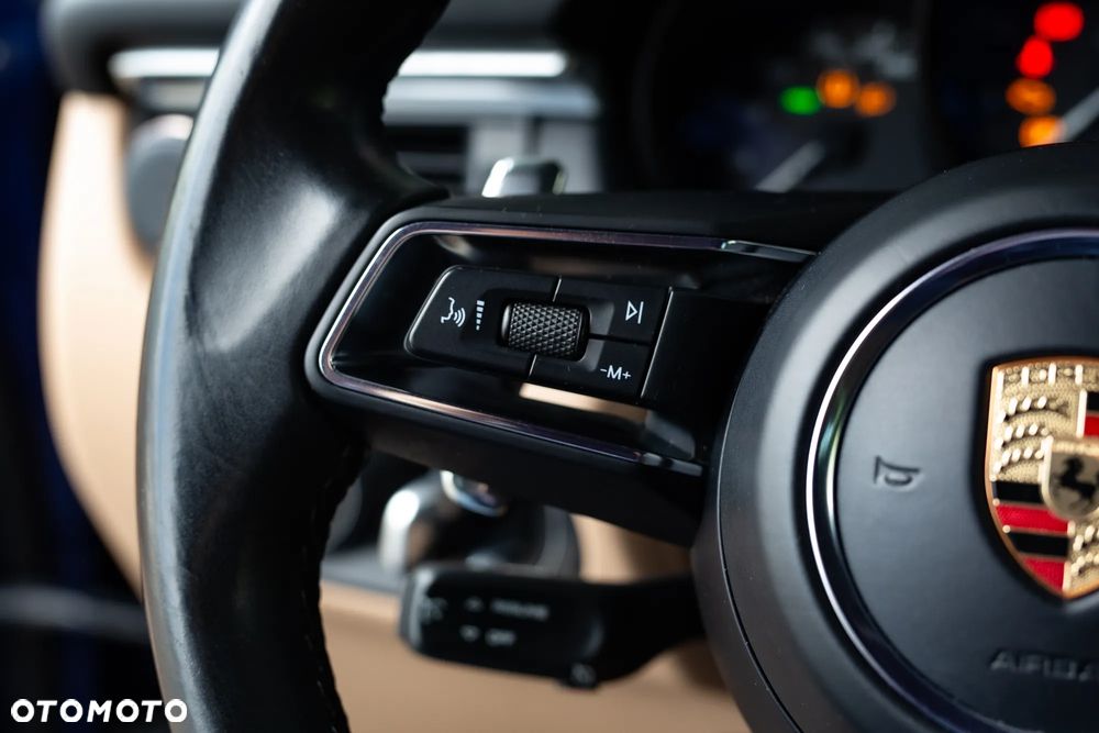 Porsche Macan T - 34