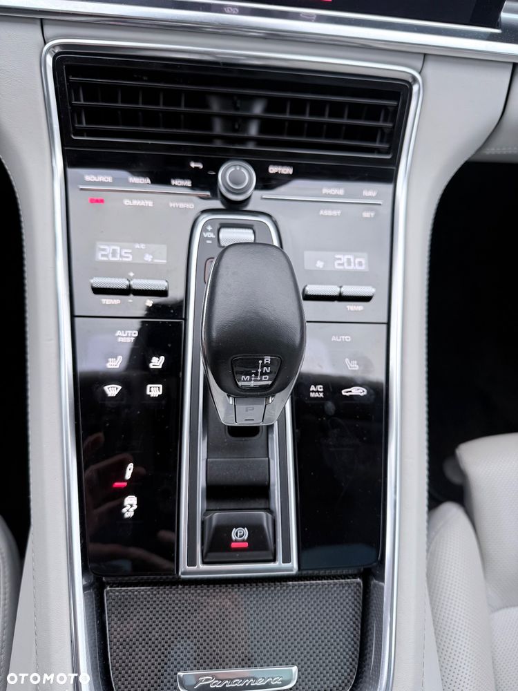 Porsche Panamera Turbo S E-Hybrid - 20