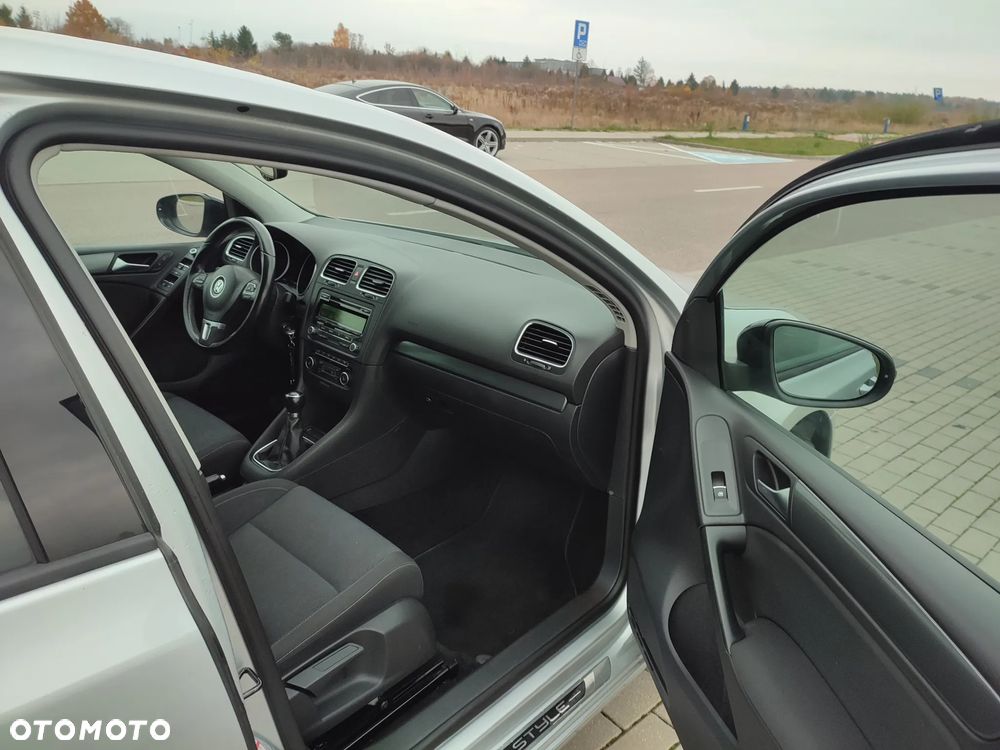 Volkswagen Golf 1.2 TSI BMT Trendline Perfectline - 2