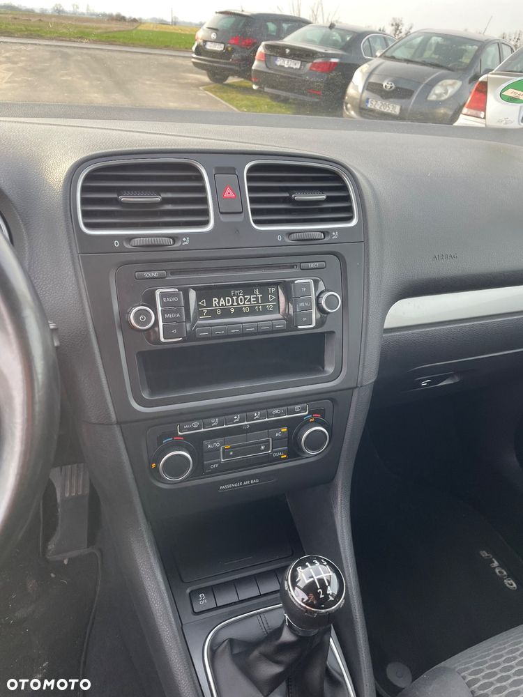 Volkswagen Golf 1.6 TDI DPF Trendline - 12