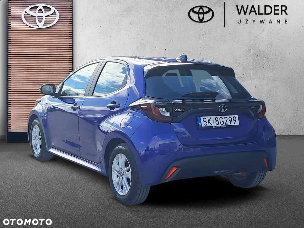 Toyota Yaris - 4
