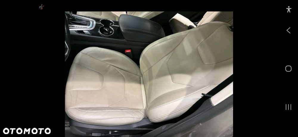 Ford S-Max 2.0 TDCi Titanium PowerShift - 15