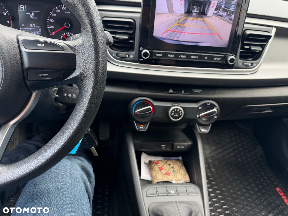 Kia Rio 1.2 M - 4