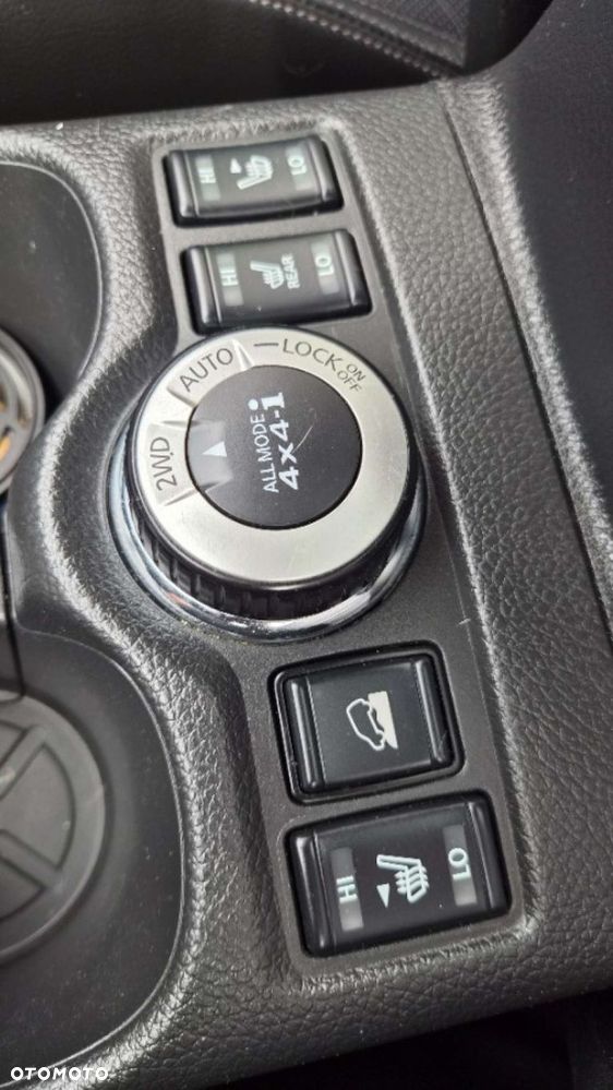 Nissan X-Trail 2.0 dCi ALL-MODE 4x4i Xtronic N-Vision - 37
