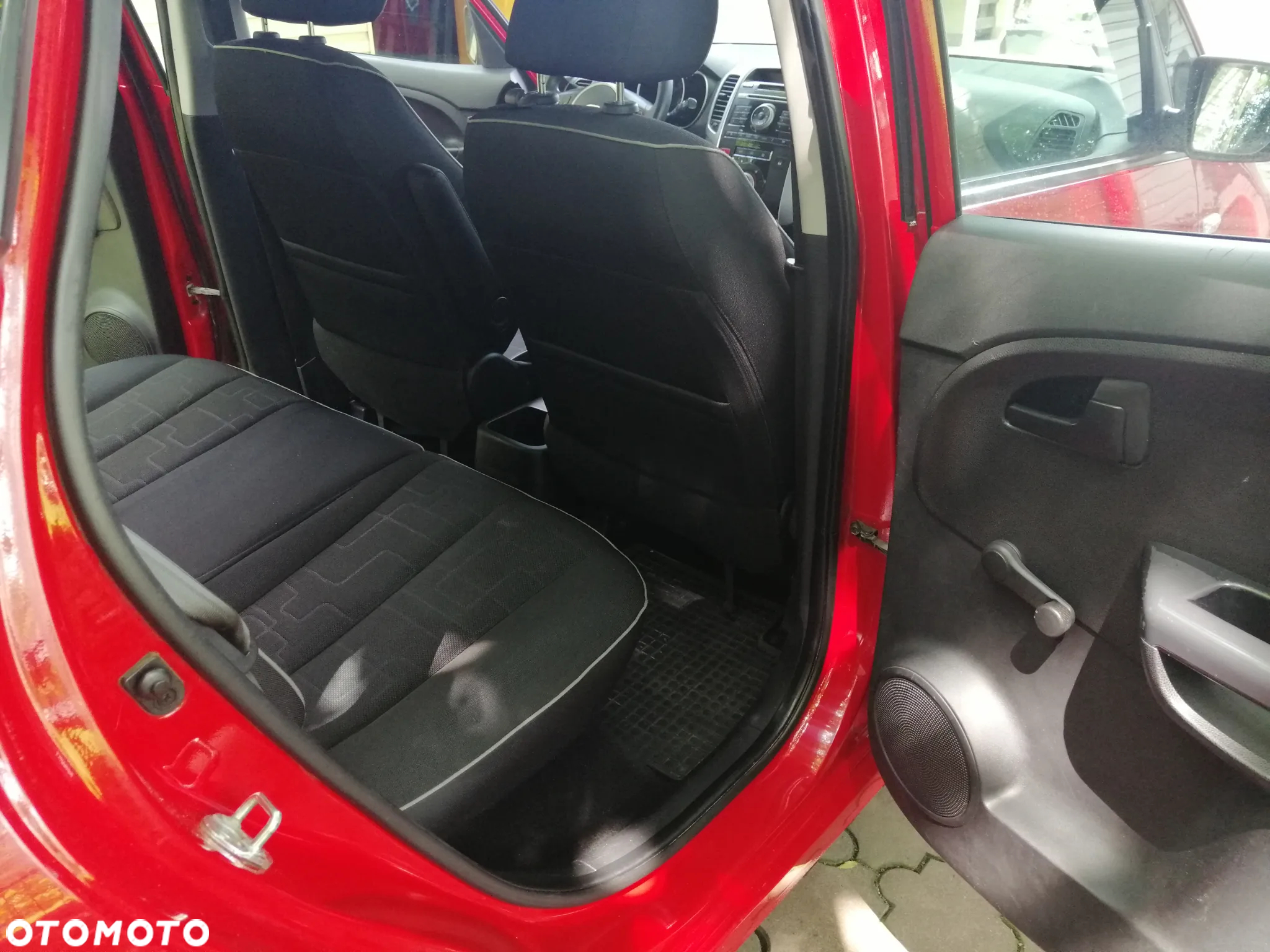 Kia Venga 1.4 M - 16