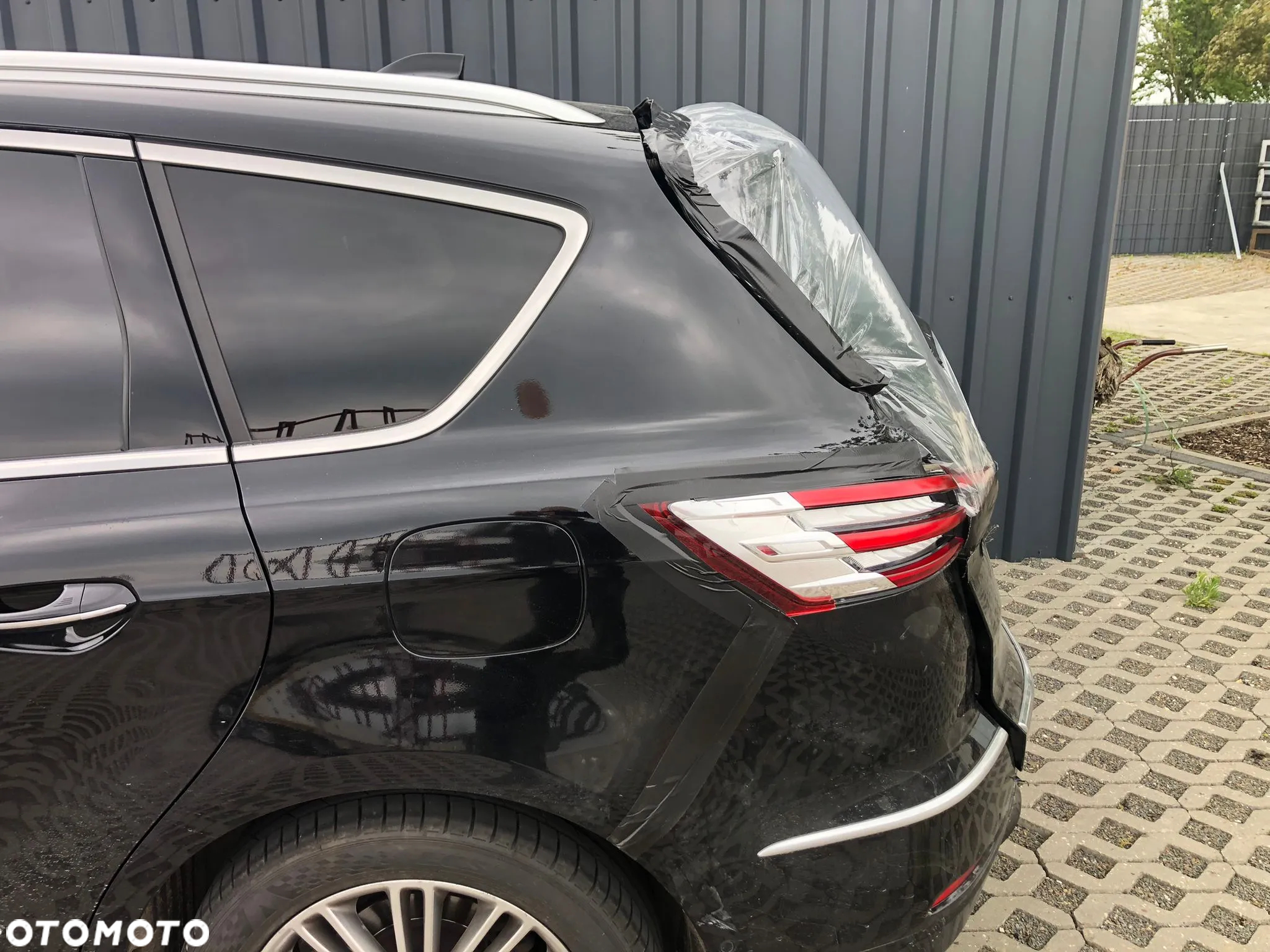 Ford S-Max 2.0 EcoBlue VIGNALE - 11