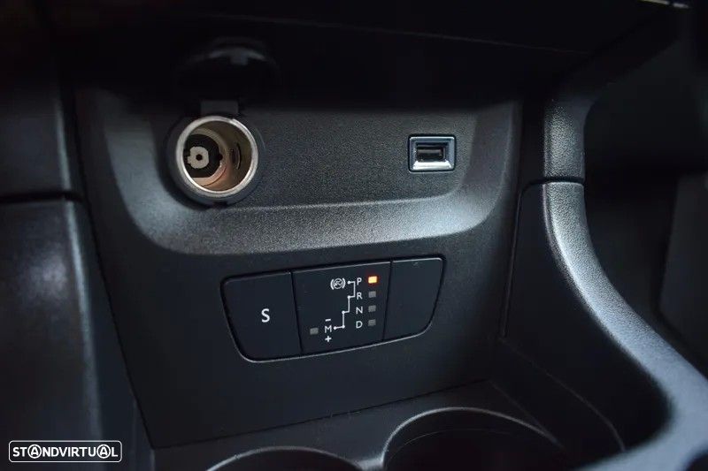 Citroën C3 1.2 PureTech Shine EAT6 - 29