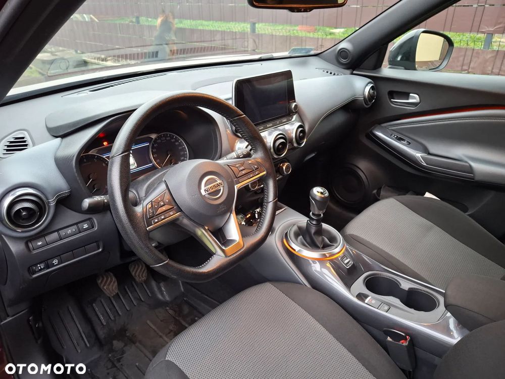 Nissan Juke 1.0 DIG-T N-Connecta - 10
