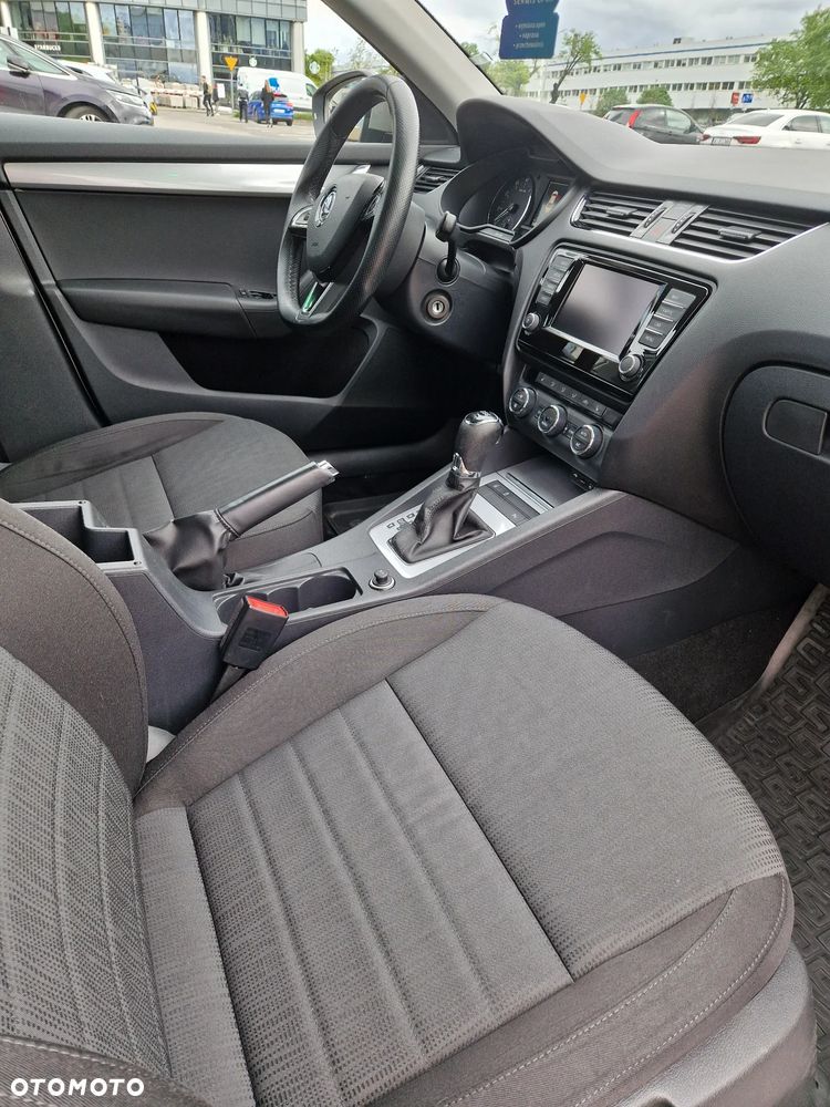 Skoda Octavia 1.8 TSI Ambition DSG - 9