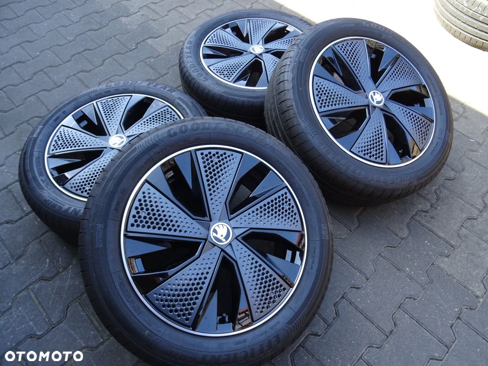 5x112x57 6,5Jx17 ET40 Skoda Koła letnie - 1