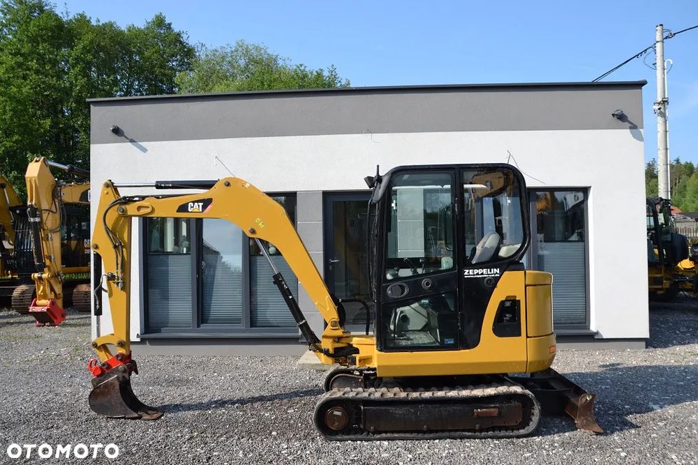 Caterpillar 302.5 - 4