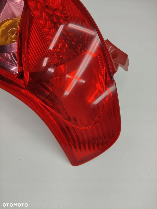 LAMPA PRAWA TYŁ PRAWA TYLNA SUZUKI SWIFT III MK6 LIFT - 4