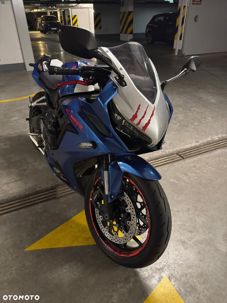 Honda CBR - 5