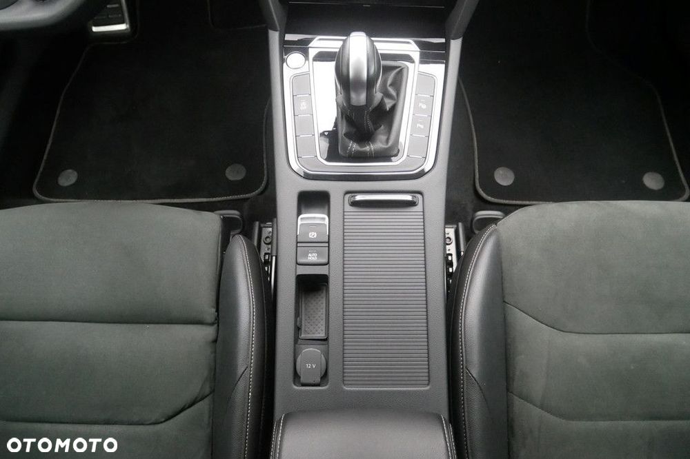 Volkswagen Arteon 2.0 TSI R-Line DSG - 11