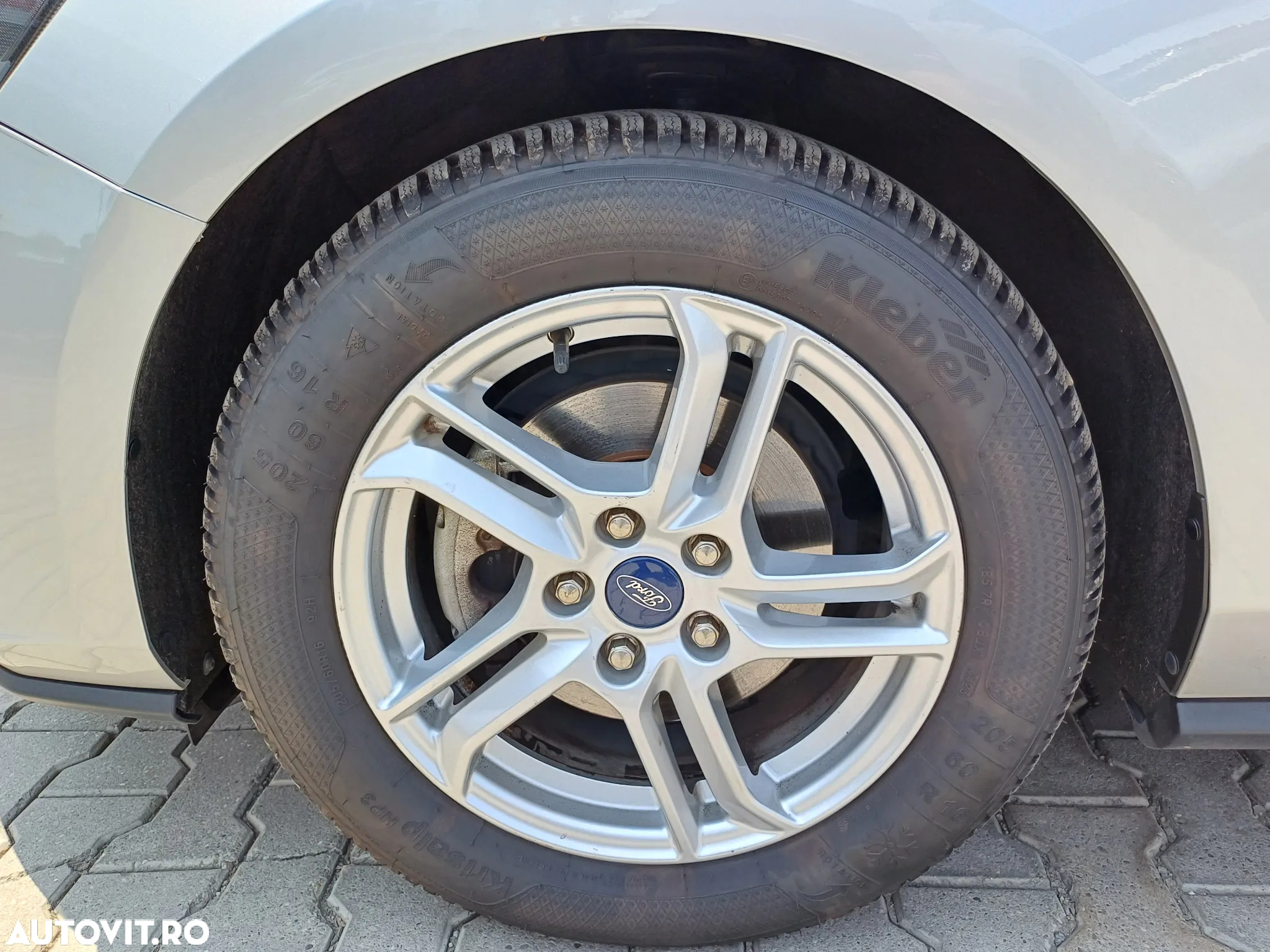 Ford Focus 1.0 EcoBoost Trend Edition - 8