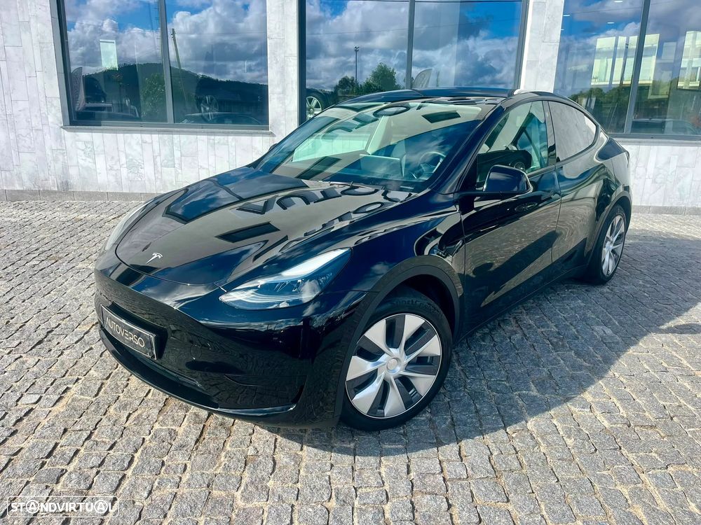 Tesla Model Y Standard - 3