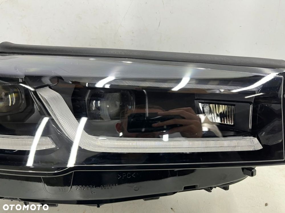 Lampa reflektor BMW 5 G30 G31 LCI LIFT 20-24r. prawa przednia FULL LED Adaptive Europa BLACK czarna - 9