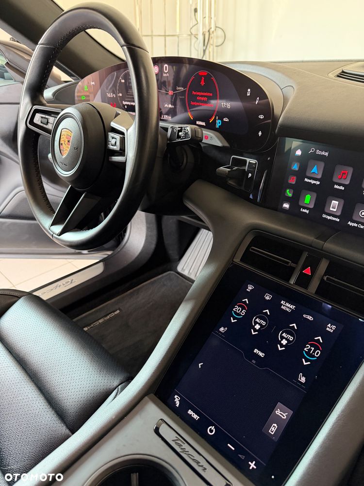 Porsche Taycan 4S Performance Plus - 11