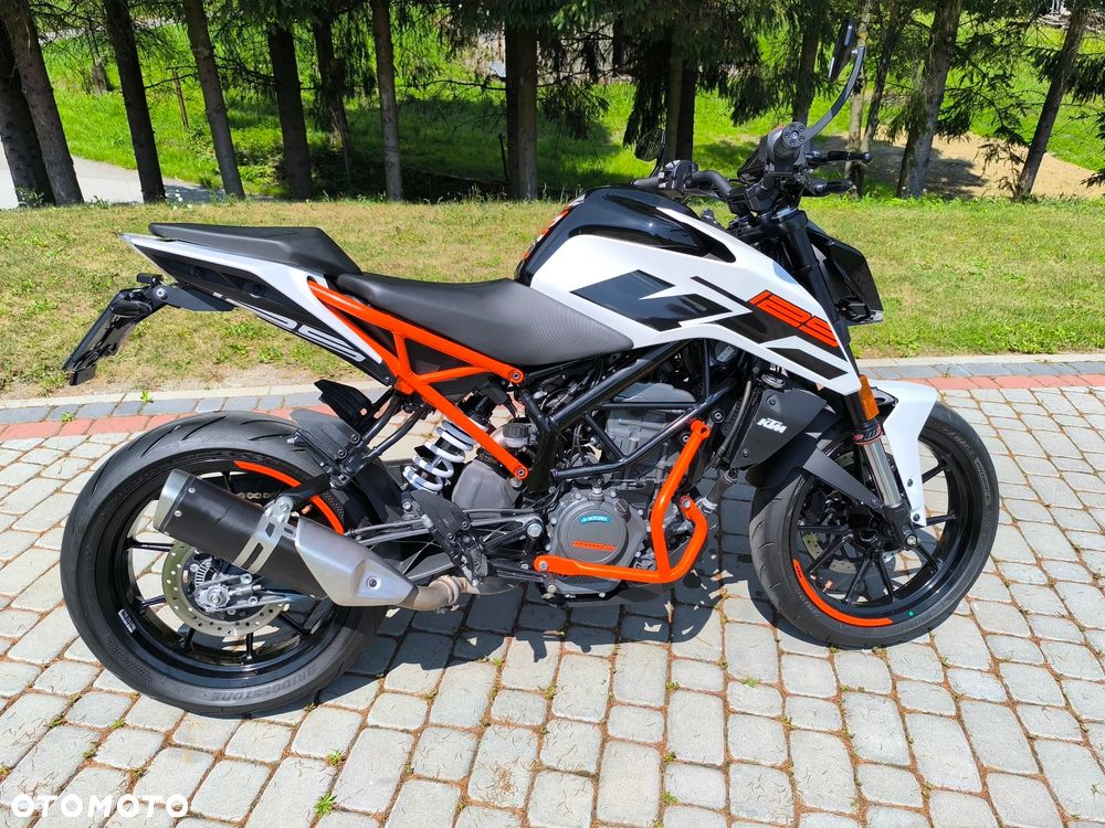 KTM Duke 125 - 9