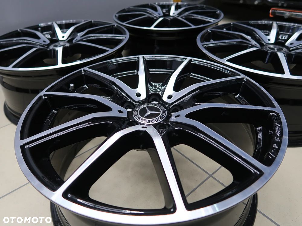 Felgi Aluminiowe Mercedes V-Klasa 19'' AMG  8x19et43 - 6