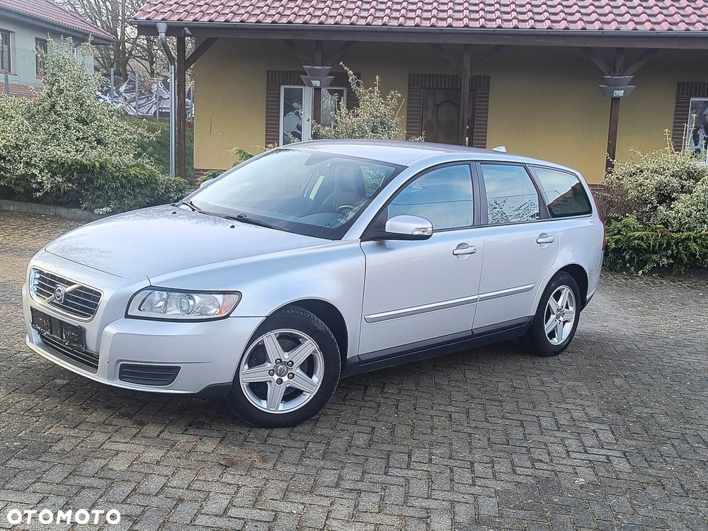 Volvo V50 - 2