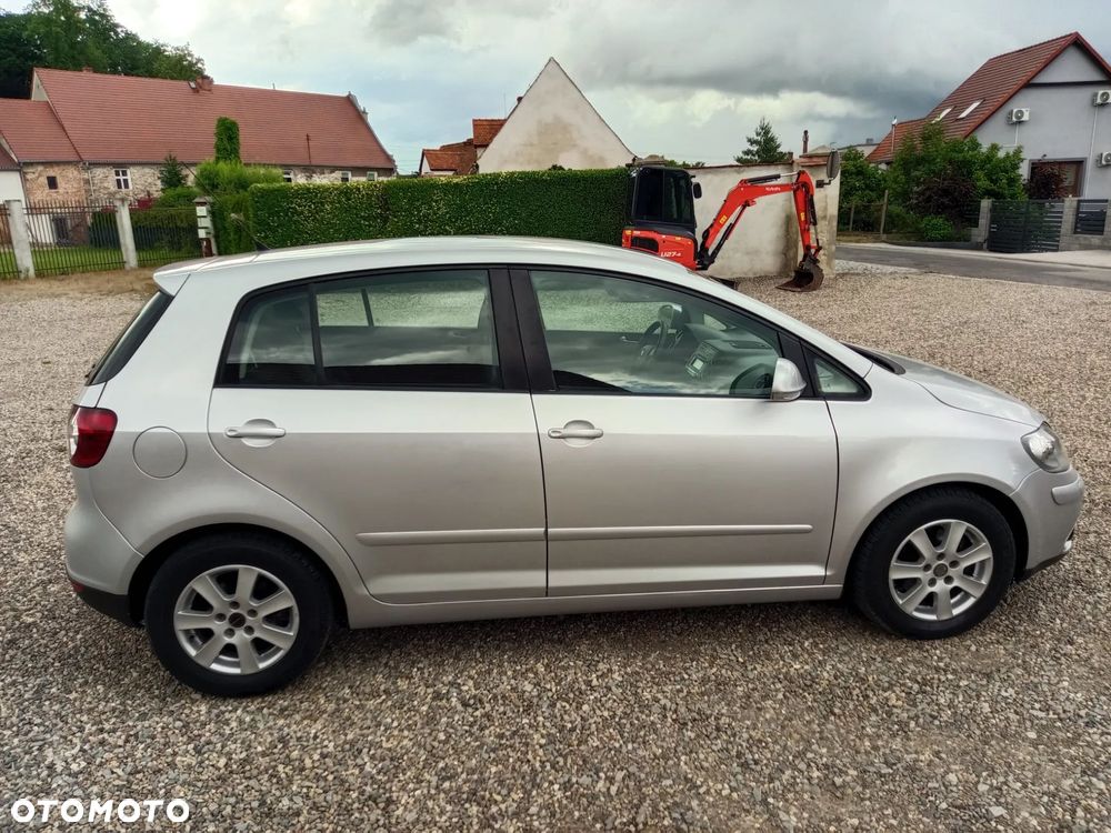 Volkswagen Golf Plus 1.9 TDI DPF Comfortline - 4