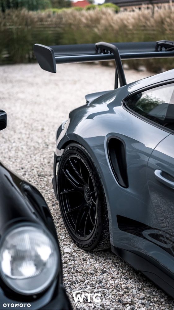 Porsche 911 GT3 RS - 10