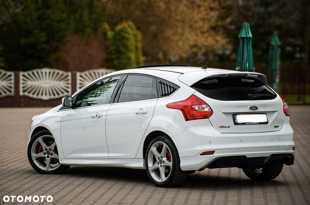 Ford Focus - 17