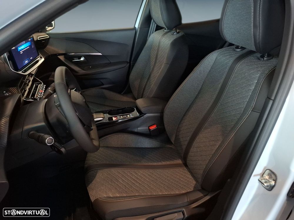 Peugeot e-2008 54 kWh Allure - 10