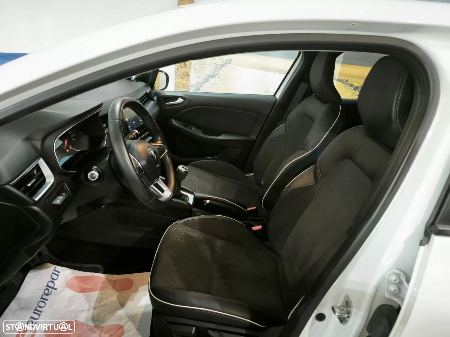 Renault Clio 1.0 TCe Intens - 10